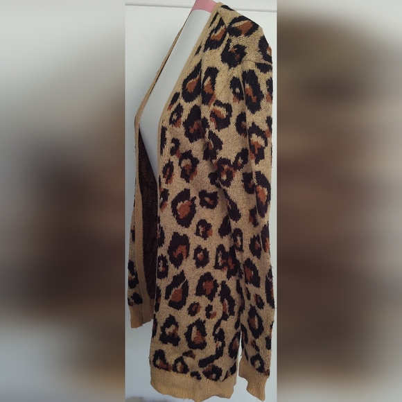 Leopard Print Open Cardigan - Picture 4 of 9